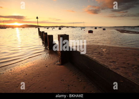 Vu de l'estuaire Exe Shelly beach, Exmouth, Devon, England, UK Banque D'Images