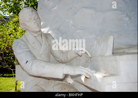 Clos Up, Statue Frédéric Chopin dans le Parc de Monceau, Art public Paris France Banque D'Images