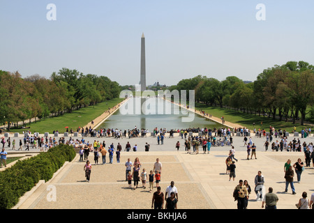 Une vue sur le Washington Monument des marches du Lincoln Memorial à Washington, DC Banque D'Images