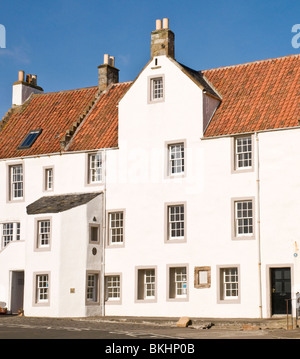 Les cabanes de pêcheurs restauré Pittenweem East Neuk Fife Ecosse Banque D'Images