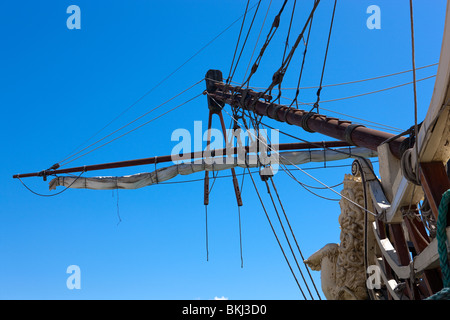 Réplique de la Santisima Trinidad navire de guerre. Port de Malaga. L'Andalousie. L'Espagne. Banque D'Images