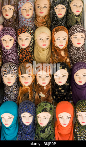 Headscarfs traditionnels mannequins hijab. Banque D'Images