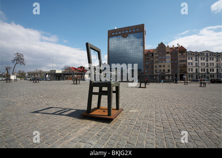 Europe Pologne Krakow Malopolska Podgorze Plac Bohaterow Getta (carré de l'Héros du Ghetto) Banque D'Images