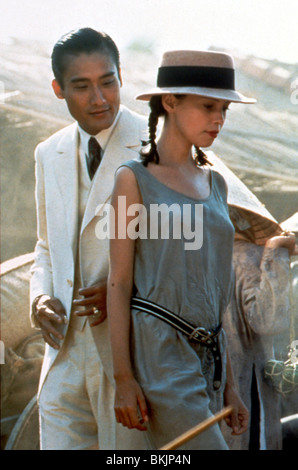 L'AMANT (1992) TONY LEUNG, JANE LOV MARS 003 Banque D'Images