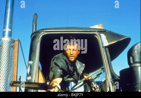 MAD MAX 2 : THE ROAD WARRIOR (1981) Mel Gibson MX2 002V Banque D'Images