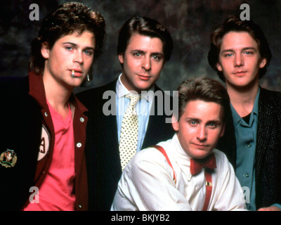 ST ELMO'S FIRE (1985) ROB LOWE, JUDD NELSON, Emilio Estevez, ANDREW MCCARTHY STEL 007 Banque D'Images