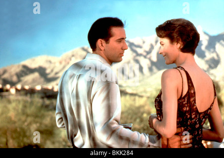 Les ailes de l'APACHE (1990) FIRE BIRDS (ALT) NICOLAS CAGE, SEAN YOUNG AMO1 002 Banque D'Images