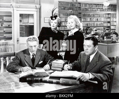 WONDER MAN (1945), NATALIE SCHAFER Danny Kaye, VIRGINIA MAYO TWMN 006 P Banque D'Images