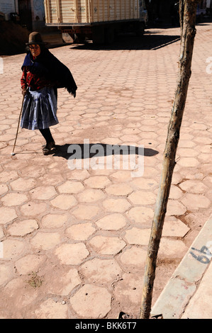 Scène de la petite ville de Macha dans les hautes terres boliviennes. Banque D'Images