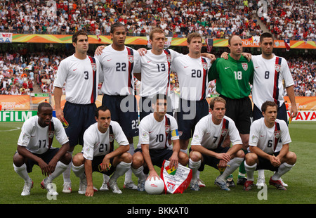 Aux Etats-Unis à partir de onze lignes avant le début de la Coupe du Monde 2006 match de football contre le Ghana le 22 juin 2006. Banque D'Images