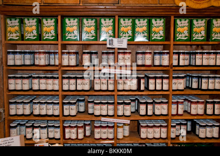 Country Store,maison,Magasins,Local,Production,pains,confitures,pays,alimentaire,fromages,Weston Foods Weston, Country Store, New York USA Banque D'Images