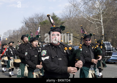 Brooklyn Irish American Day Parade a lieu près de Saint Patrick's Day chaque année à Park Slope, Brooklyn, NY Banque D'Images