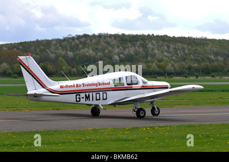 Piper PA28 Cherokee avion à l'Aérodrome de Wellesbourne, Warwickshire, UK Banque D'Images