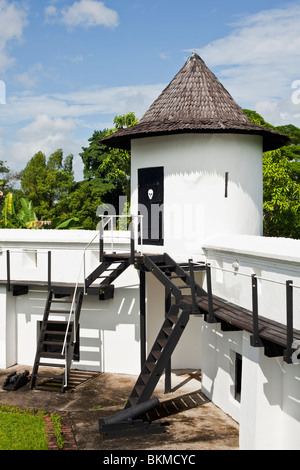 Le Fort Margherita - construit par Charles Brooke en 1879 en tant que protection contre les pirates. Kuching, Sarawak, Bornéo, Malaisie. Banque D'Images