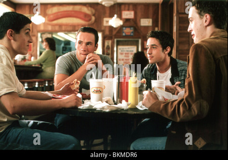 AMERICAN PIE (1999) Jason Biggs, CHRIS KLEIN, THOMAS IAN NICHOLAS, Eddie Kaye Thomas APIE 010 Banque D'Images