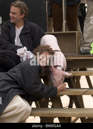 PRODUCTION TOURNAGE (ALT) EMPLACEMENT (ALT) derrière la scène (ALT) SUR LE PLATEAU (ALT) O/S "CASANOVA" (2005) avec Heath Ledger, SIENNA Banque D'Images