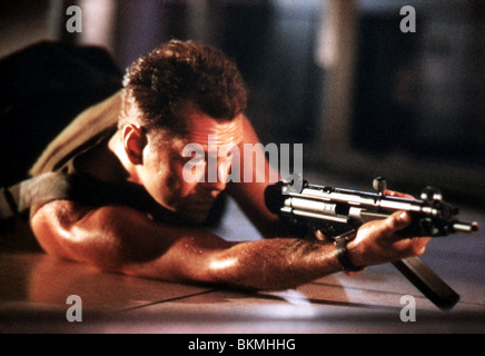 -1988 DIE HARD BRUCE WILLIS Banque D'Images