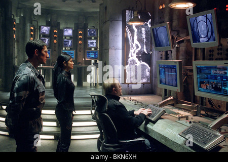 X-2 : X-MEN 2 (2003) X2 (ALT) PETER WINGFIELD, LYMAN, KELLY HU, DEATHSTRIKE, Brian Cox, STRYKER XM2 001-16 Banque D'Images