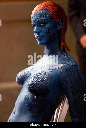 X-MEN : THE LAST STAND (2006) X3 (ALT) Rebecca Romijn-STAMOS, MYSTIQUE XLS 001-12 Banque D'Images