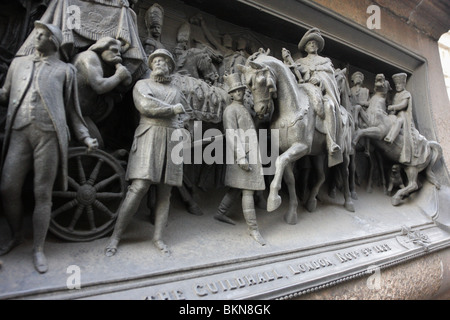 L'allégement de bronze fine par Charles H Mabey, situé sur le Memorial Temple Bar à la jonction de la flotte St et Strand à Londres. Banque D'Images