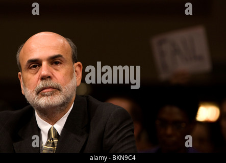 Le Président de la Réserve fédérale, Ben Bernanke témoigne sur la colline du Capitole. Banque D'Images