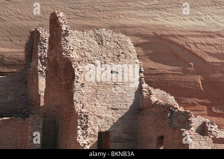 Maison blanche ruines anasazi dans le Canyon de Chelly, Arizona, USA. Banque D'Images
