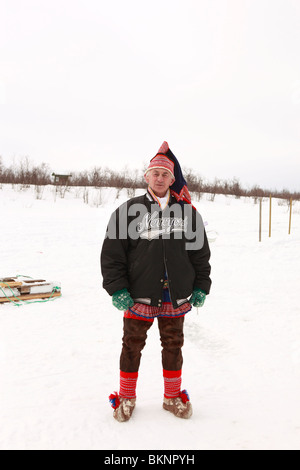 L'homme au same locaux Pâques Saami Festival tenu à Kautokeino dans Finnmarksvidda en Norvège Banque D'Images