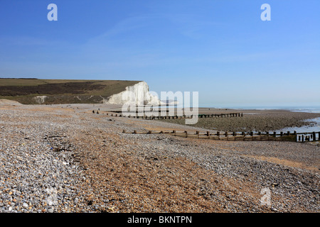 Les Sept Soeurs de la plage à Cuckmere Haven, East Sussex England UK Banque D'Images