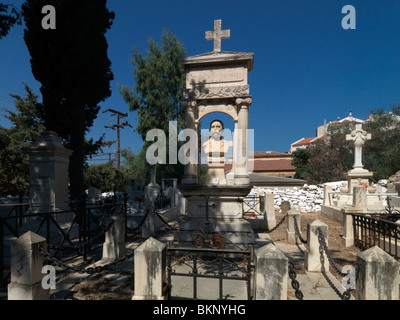 Grèce Samos Pythagorion Église cimetière à la métamorphose Banque D'Images