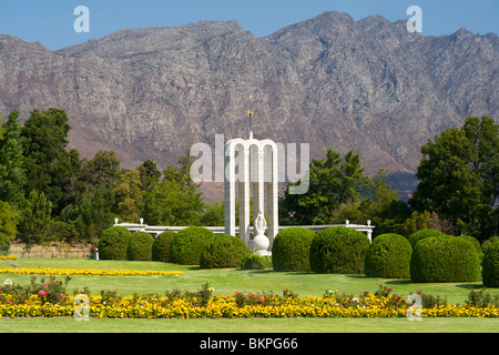 Le Huguenot monument dans la ville de Franschhoek, Province de Western Cape, Afrique du Sud. Banque D'Images