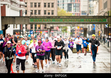 C'est une image prise à partir de la BMO 2010 Marathon de Vancouver. Banque D'Images