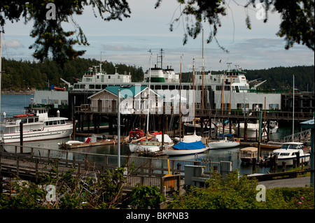 Friday Harbor, Washington, marina et port de ferry situé sur l'île San Juan dans le Puget Sound et du Nord-Ouest du Pacifique. Banque D'Images