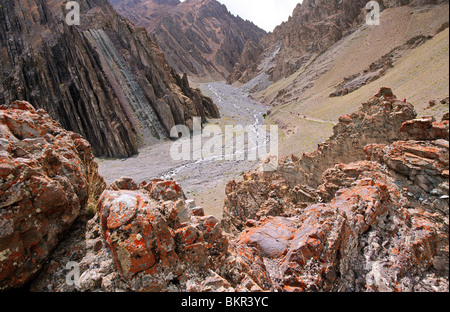 Le sentier de montagne à Stok Kangri, Ladakh, nord-ouest de l'Inde Banque D'Images