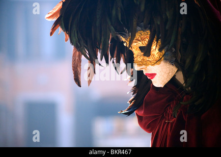Italie, Vénétie, Venise ; un masque de Venise sur un mannequin Banque D'Images