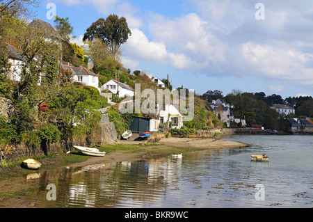 Le paisible village helford, Cornwall, uk Banque D'Images