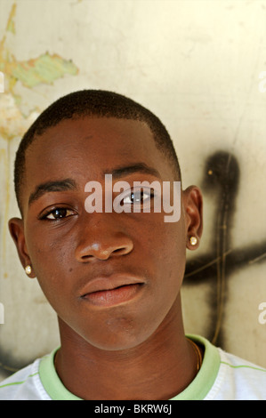 Curacao, portrait d'un adolescent local Banque D'Images