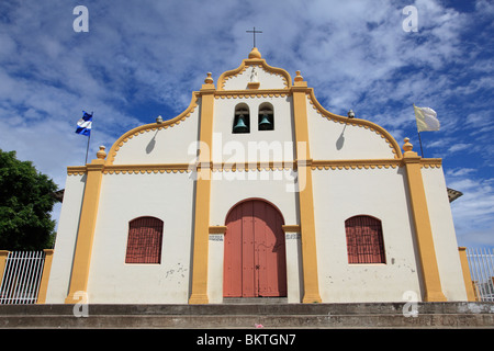 Église, Catarina, un village qui est l'un des Los Pueblos Blancos, au Nicaragua, en Amérique centrale Banque D'Images