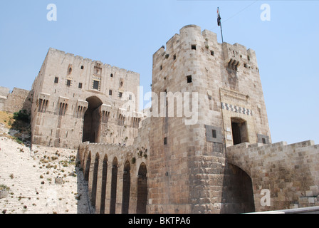 Célèbre forteresse et citadelle d'Alep, Syrie Banque D'Images