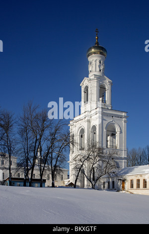 Russie,Novgorod-la-Grande Région,Yuriev (St Georges) Monastère,Bell Tower,12e siècle Banque D'Images