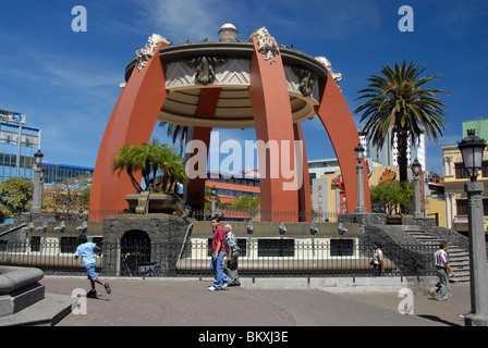 Kiosque dans Central Park, San Jose, Costa Rica, Amérique Centrale Banque D'Images