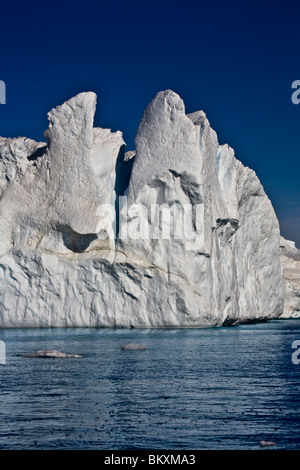 Sermeq Kujalleq Jacobshavn appelé par le Danish c'est le glacier le plus productif au monde. Banque D'Images