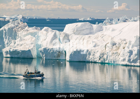 Les icebergs du glacier Sermeq Kujalleq Jacobshavn ou draine 7 % de l'inlandsis du Groenland. Banque D'Images