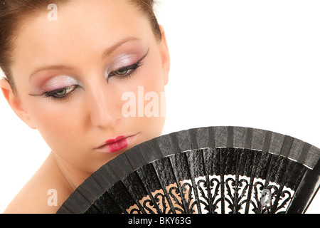 Portrait of teenage geisha avec punka, studio shot Banque D'Images