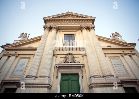 Façade de l'église San Rocco, Rome Banque D'Images