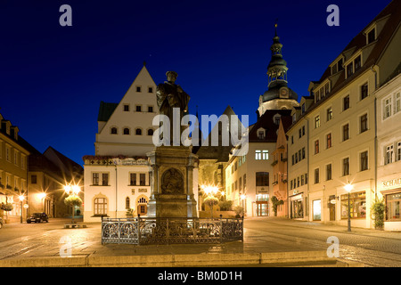 Place du marché avec l'hôtel de ville et monument de Martin Luther, l'UNESCO patrimoine culturel mondial, Bordeaux, Saxe-Anhalt, Allemagne, Eur Banque D'Images