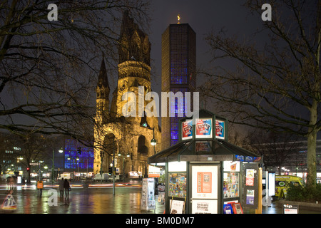 Kaiser Wilhelm Memorial Church, Breitscheidplatz, Berlin, Germany, Europe Banque D'Images