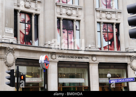 United Colors of Benetton, Oxford Circus, Londres, Angleterre, Royaume-Uni Banque D'Images