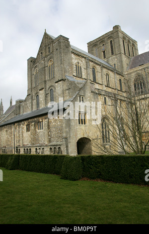 La cathédrale de Winchester, Hampshire, Royaume-Uni. La cathédrale la plus longue en Europe, construit en 1079. Banque D'Images