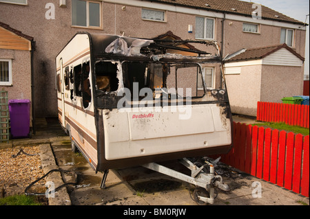 Caravane Dethleffs brûlé à la suite d'incendie fire Banque D'Images