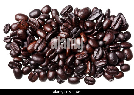 Les grains de café isolé sur fond blanc Banque D'Images